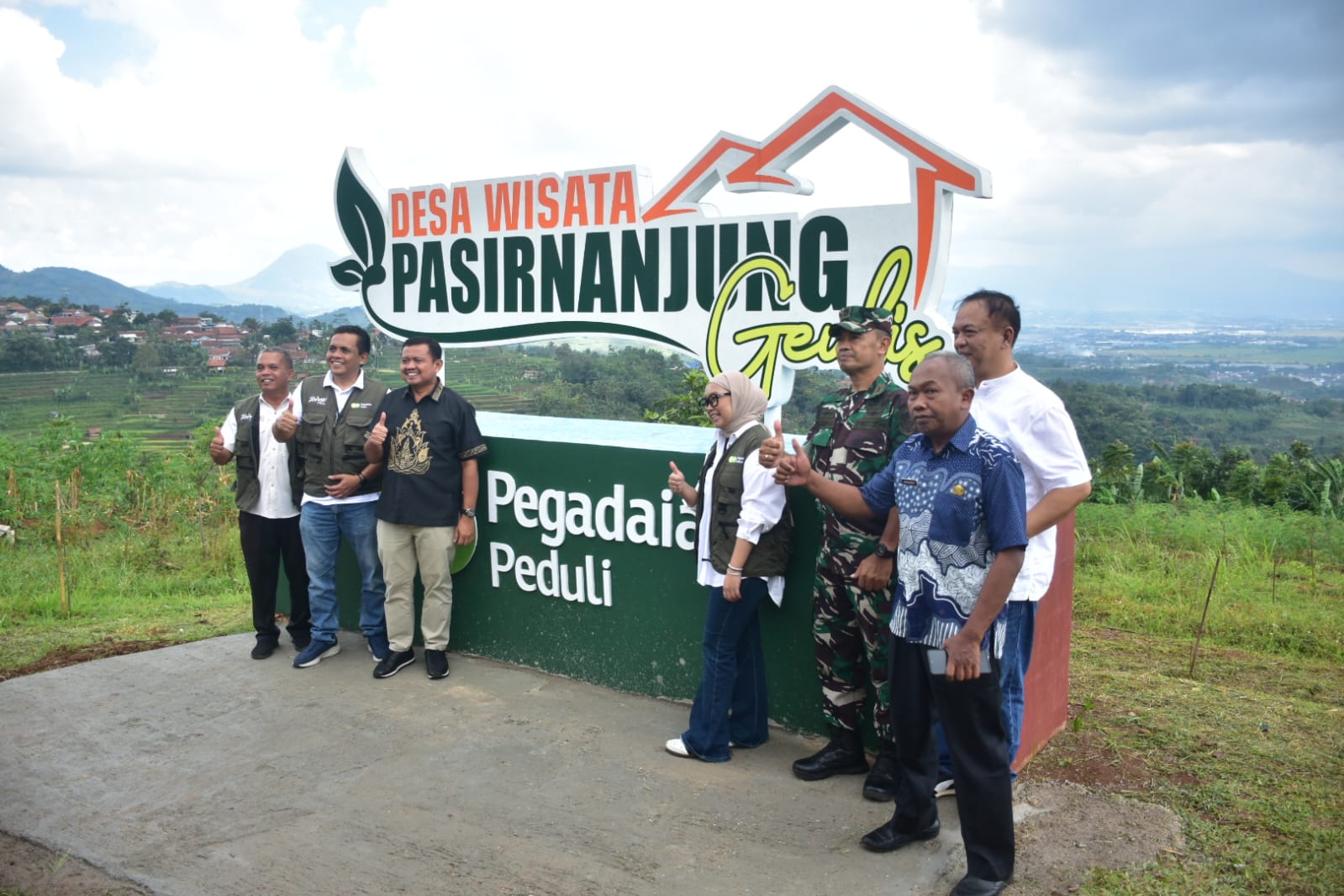 Pegadaian Kanwil X Bandung Resmikan Program Peduli Desa di Pasirnanjung